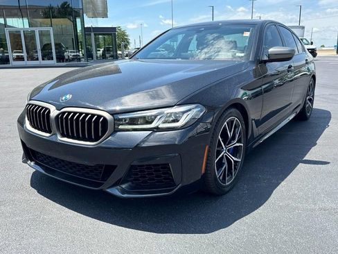 Used 2023 BMW M550i xDrive w/ Dynamic Handling Package AWD/4WD image 8