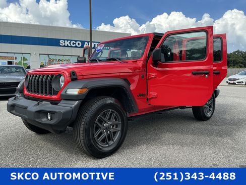 Used 2024 Jeep Wrangler Unlimited Sport AWD/4WD image 32