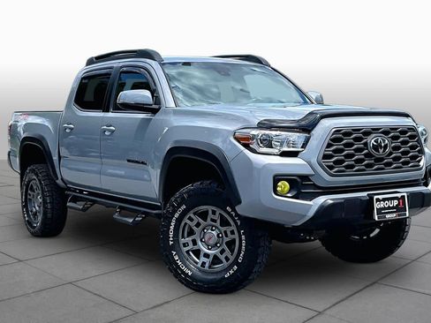Used 2021 Toyota Tacoma TRD Off-Road w/ Blackout Package (TMS) AWD/4WD image 3
