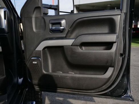 Used 2017 Chevrolet Silverado 2500 LTZ w/ Duramax Plus Package image 47