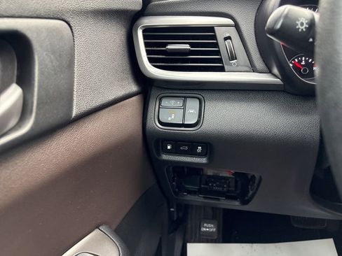 Used 2020 Kia Optima LX FWD image 39