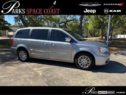 Used 2015 Chrysler Town & Country Limited