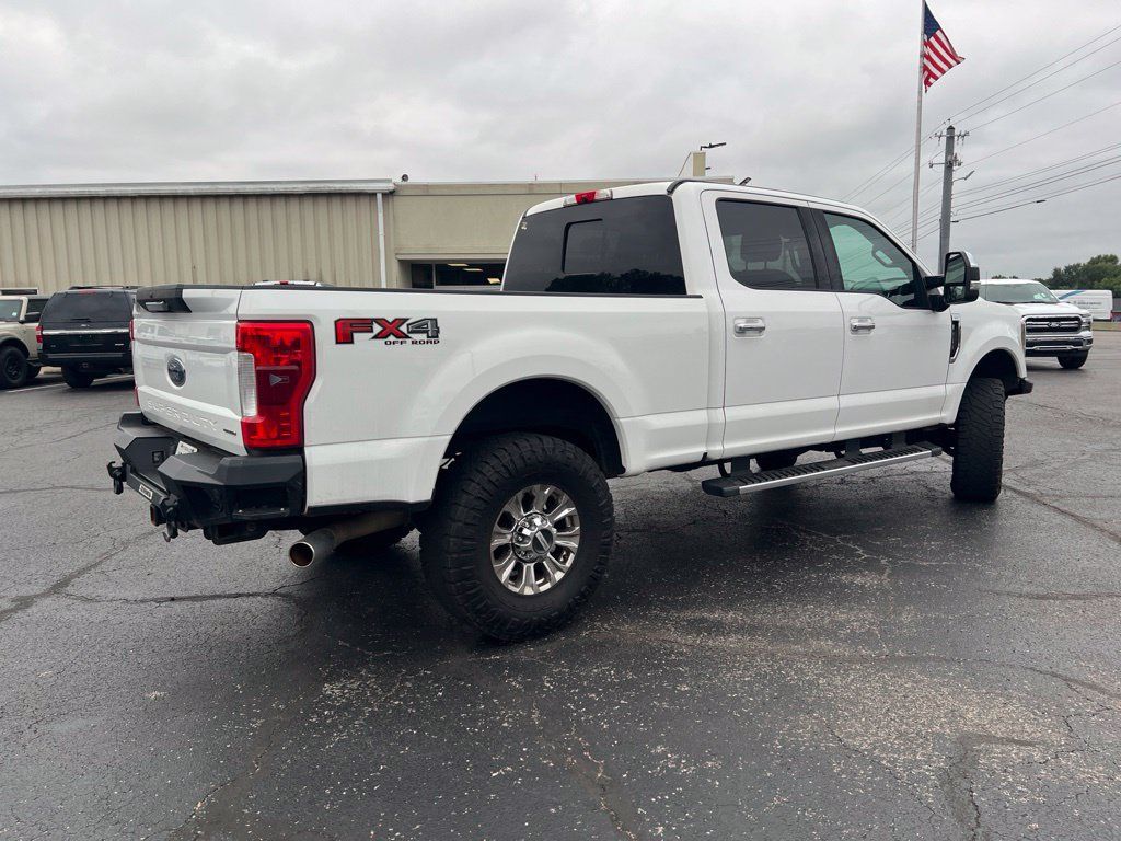 Used 2017 Ford F250 XLT w/ XLT Premium Package AWD/4WD image 3
