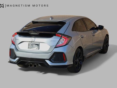 Used 2017 Honda Civic Sport image 10