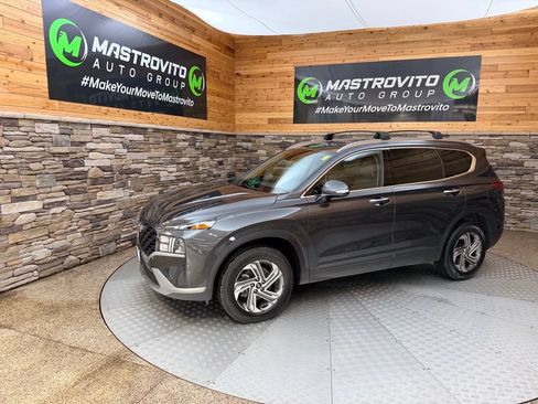 Used 2023 Hyundai Santa Fe SEL AWD/4WD image 2