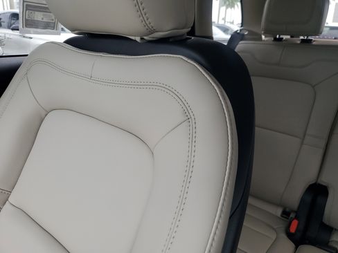 New 2025 Lincoln Corsair FWD image 14