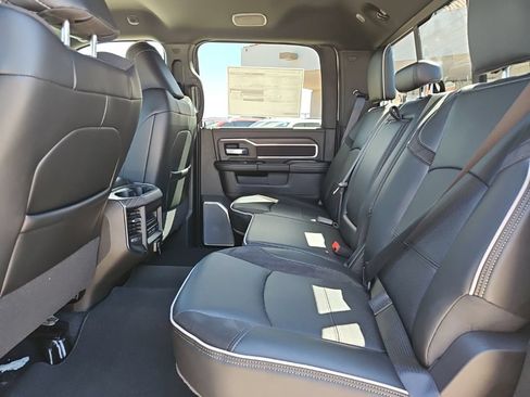 New 2026 RAM 3500 Laramie AWD/4WD image 21