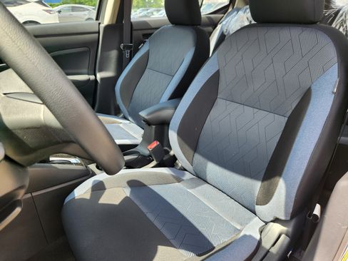 Used 2025 Nissan Versa SV w/ Trunk Package FWD image 8