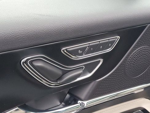 New 2026 Lincoln Corsair Premiere image 9