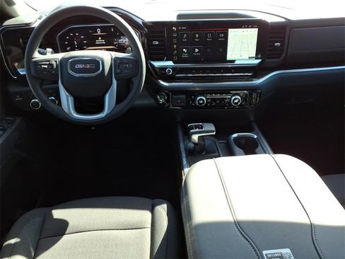 New 2026 GMC Sierra 1500 Elevation image 16