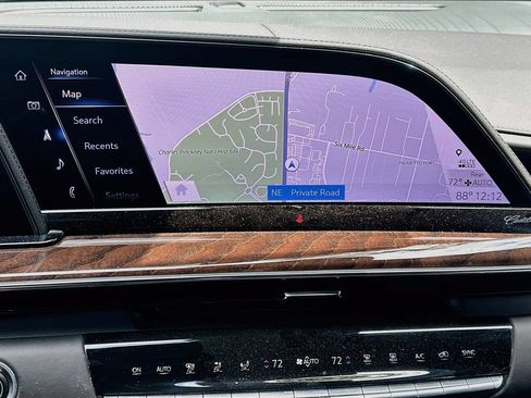 Used 2023 Cadillac Escalade Sport Platinum AWD/4WD image 13