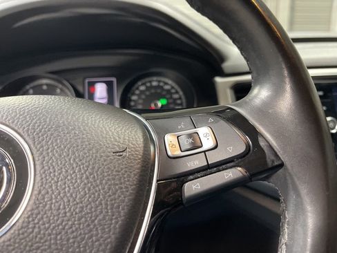 Used 2019 Volkswagen Atlas SE FWD image 24