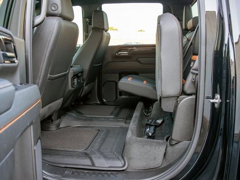 Used 2024 GMC Sierra 2500 AT4 w/ Max Trailering Package image 31