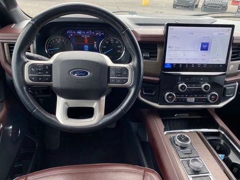 Used 2023 Ford Expedition Max Limited AWD/4WD image 8