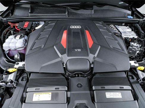 New 2026 Audi SQ7 Prestige AWD/4WD image 40