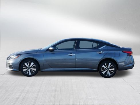 Used 2022 Nissan Altima 2.5 SV image 9