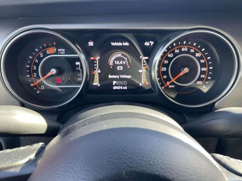 Used 2020 Jeep Wrangler Sport image 24