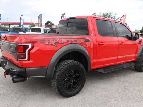 Used 2018 Ford F150 Raptor w/ Equipment Group 802A Luxury AWD/4WD image 7