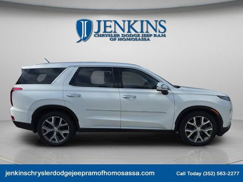 Used 2022 Hyundai Palisade SEL w/ Convenience Package AWD/4WD image 2
