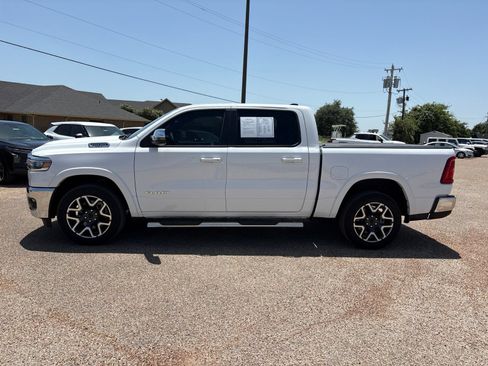 Used 2025 RAM 1500 Laramie AWD/4WD image 2