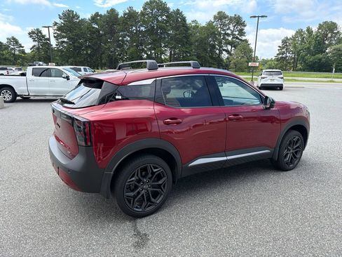 Used 2026 Nissan Kicks SR FWD image 10