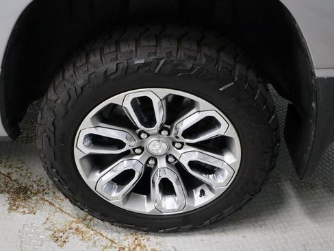 Used 2019 RAM 1500 Sport w/ Level 2 Equipment Group AWD/4WD image 18