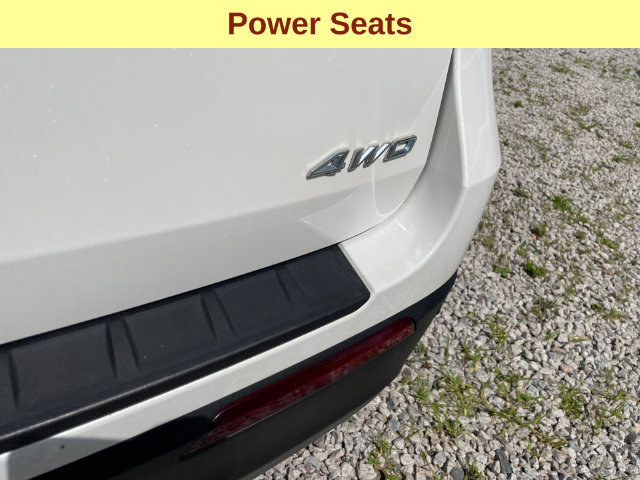 Used 2022 Ford Explorer XLT w/ Equipment Group 202A AWD/4WD image 12