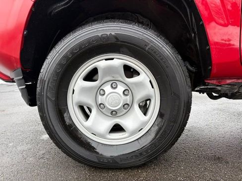 Used 2022 Toyota Tacoma SR image 12