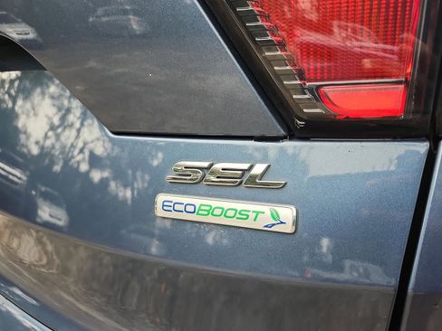 Used 2018 Ford Escape SEL image 23