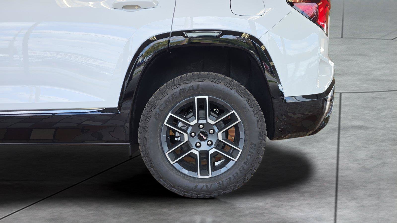 New 2027 GMC Terrain AT4 w/ Convenience Package III AWD/4WD image 32