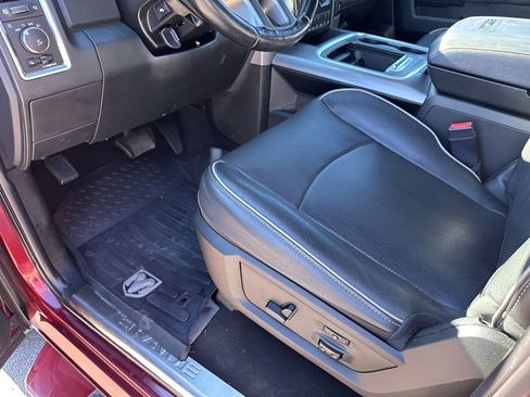 Used 2018 RAM 1500 Limited image 28