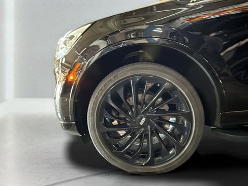 Used 2021 Lincoln Aviator Reserve w/ Equipment Group 210A image 34