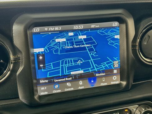 Used 2023 Jeep Wrangler Unlimited Sahara AWD/4WD image 2