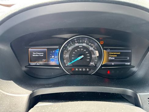 Used 2016 Ford Explorer XLT w/ Equipment Group 202A FWD image 27
