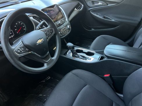 Used 2023 Chevrolet Malibu LT FWD image 12