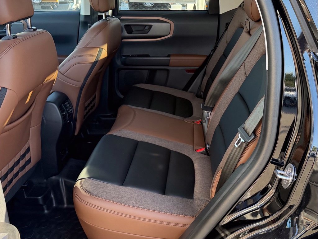 New 2026 Ford Bronco Sport Outer Banks w/ Sasquatch Outer Banks Package AWD/4WD image 25