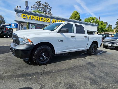 Used 2018 RAM 1500 Tradesman w/ Popular Equipment Group AWD/4WD image 2