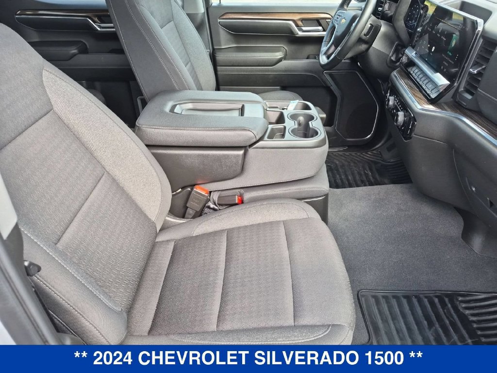 Used 2024 Chevrolet Silverado 1500 LT AWD/4WD image 29