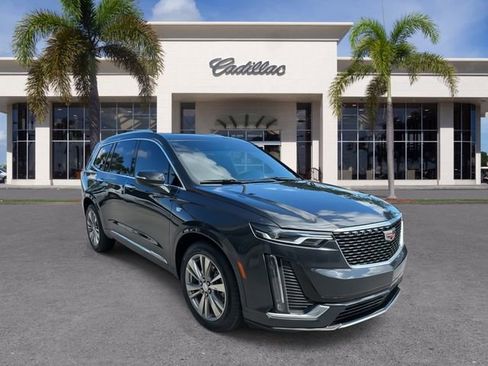 Certified 2023 Cadillac XT6 Premium Luxury FWD image 2
