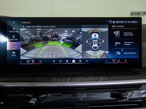 Used 2025 BMW X6 xDrive40i w/ Climate Comfort Package image 33