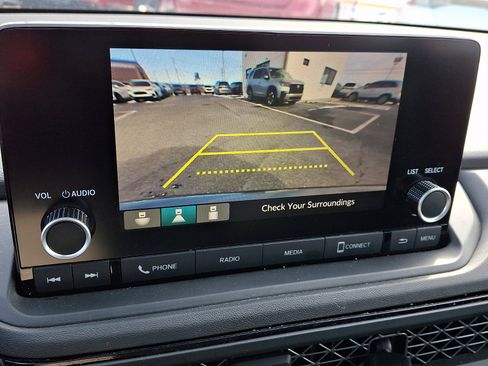 Certified 2023 Honda Accord EX image 19