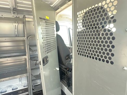 Used 2023 RAM ProMaster 2500 FWD image 23