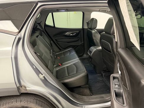 Used 2020 GMC Terrain SLT w/ Preferred Package AWD/4WD image 14