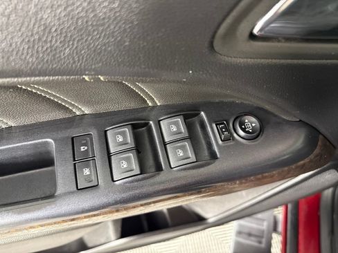 Used 2022 GMC Canyon Denali AWD/4WD image 12