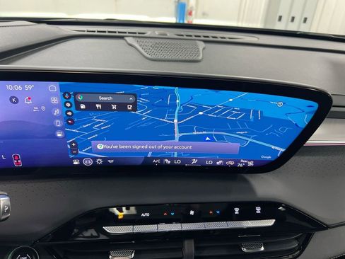 Used 2025 Buick Enclave Avenir w/ LPO, Floor Liner Package FWD image 15