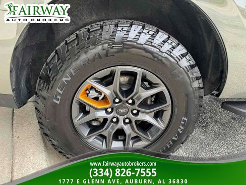 Used 2025 Ford Expedition Tremor image 37