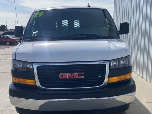 Used 2024 GMC Savana 2500 w/ Driver Convenience Package RWD image 2