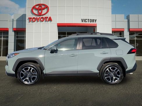 Used 2019 Toyota RAV4 Adventure image 6