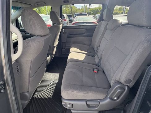 Used 2017 Honda Odyssey SE image 13