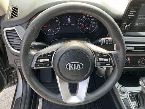 Used 2021 Kia Seltos LX AWD/4WD image 25